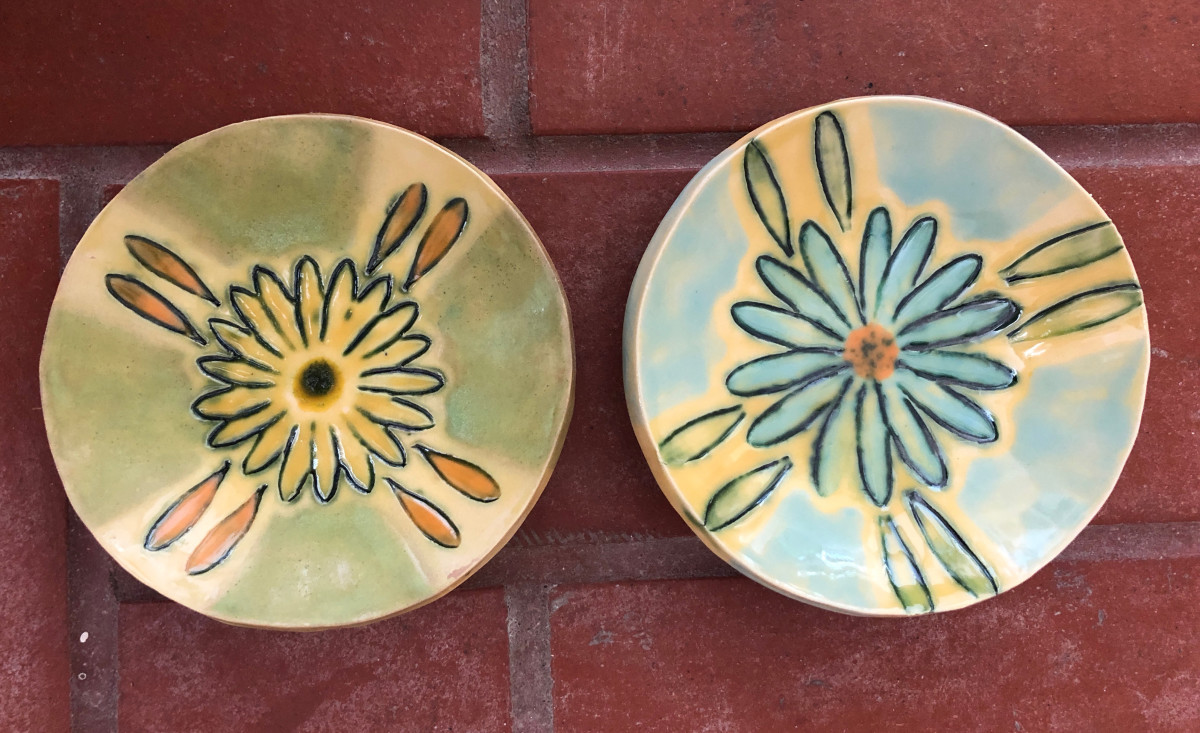Daisy bowl or mix n match by Nell Eakin 