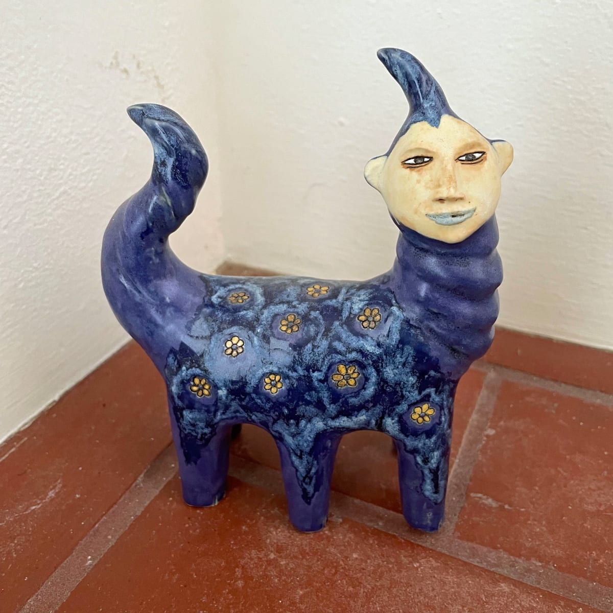 Blue Mystic Twisty with Daisies by Nell Eakin  Image: Blue Mystic Twisty with Daisies