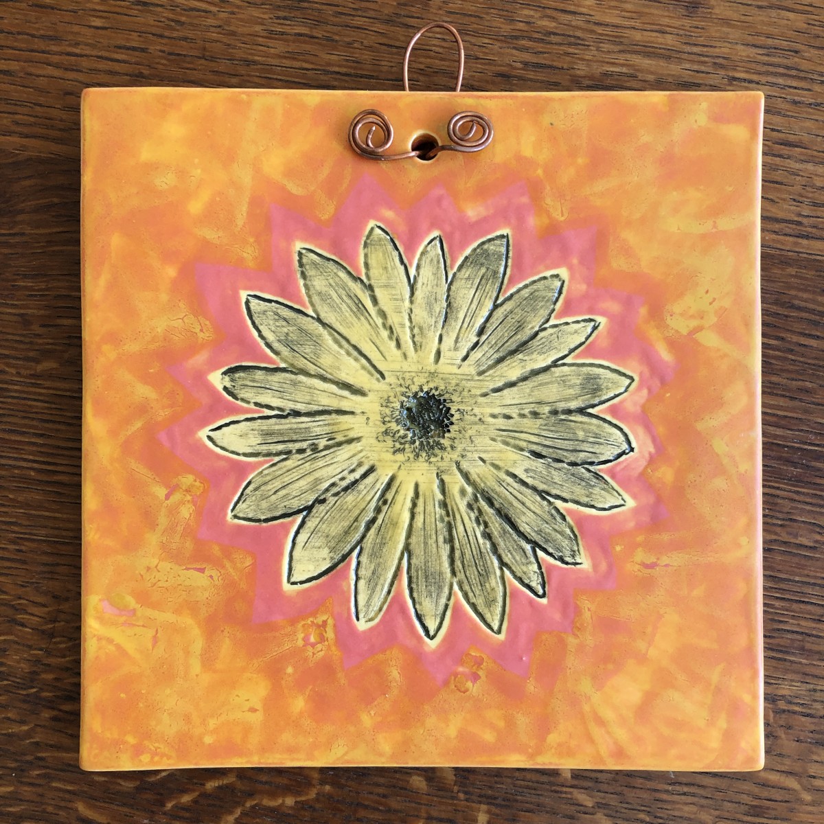 Big Smile Daisy Tile by Nell Eakin 