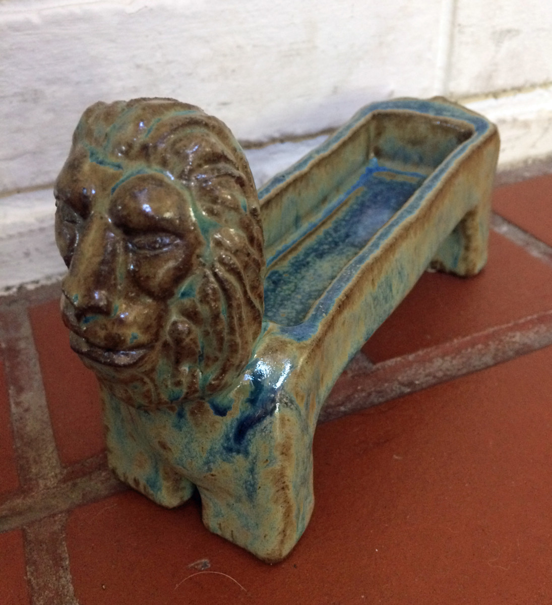 Lion rectangle dish by Nell Eakin 