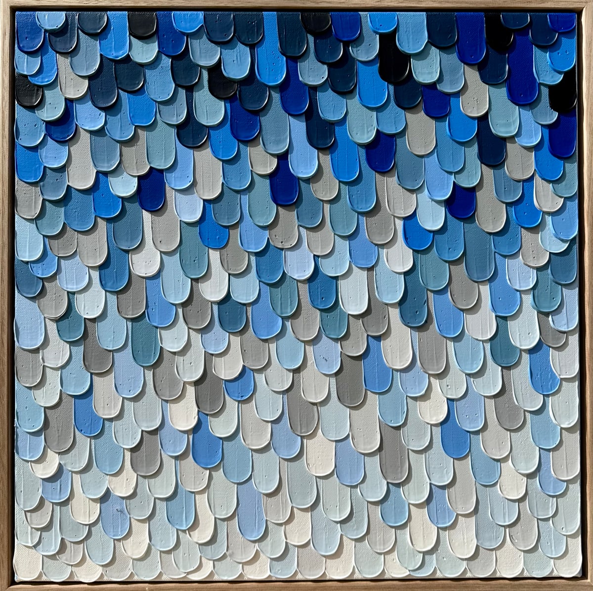 Drops. 24005 by Kerry Leigh 