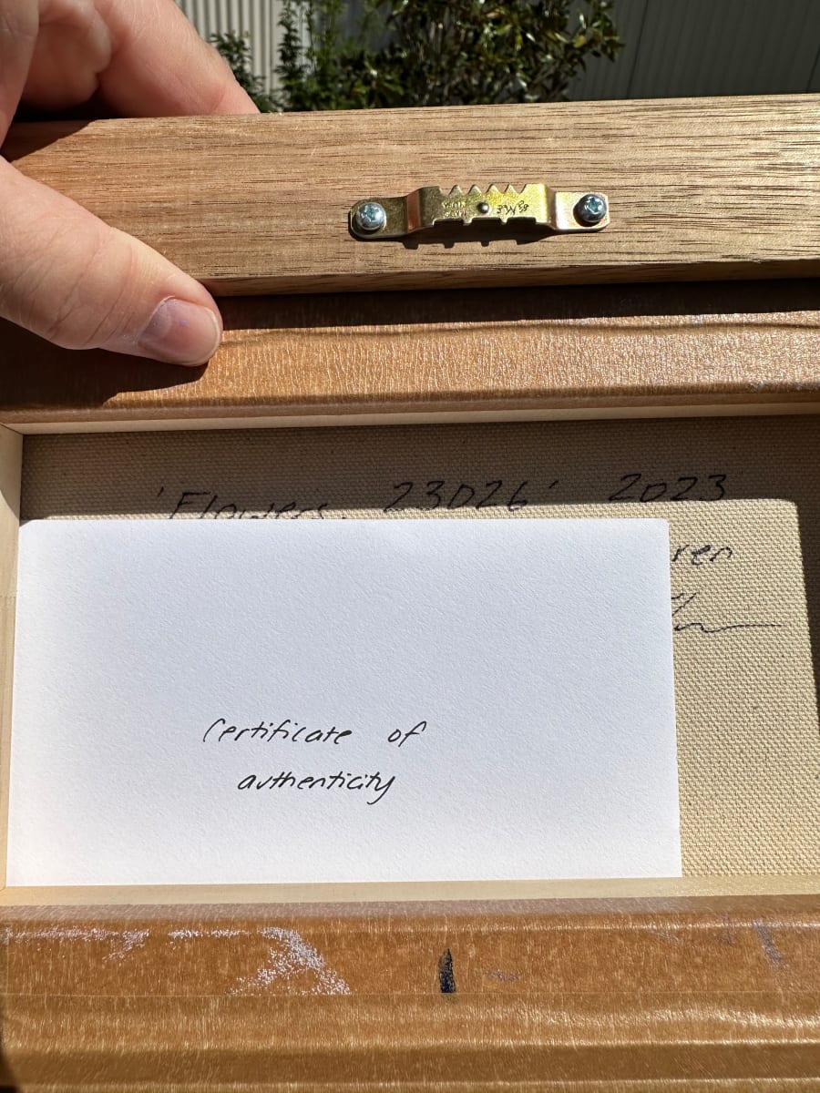 Flowers. 23024 by Kerry Leigh 