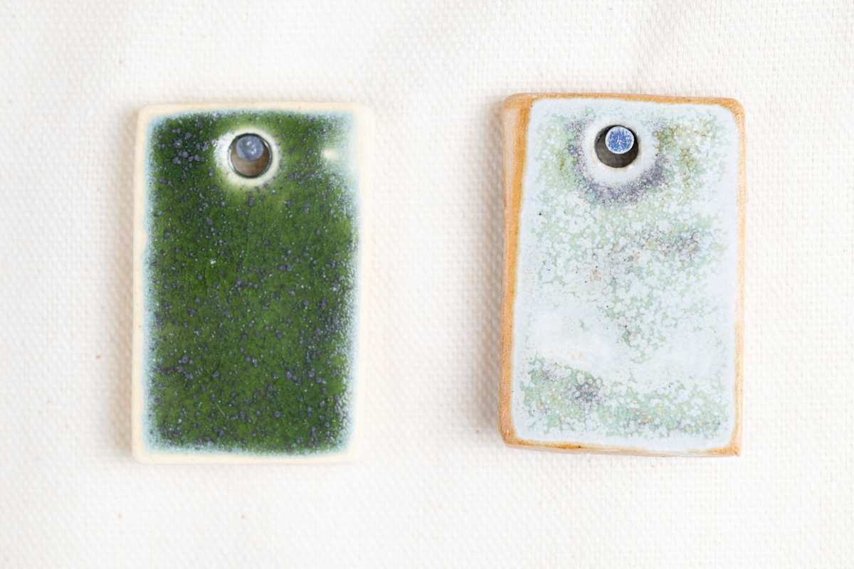 Robyn's Eigg Variation 22: G200 by emma estelle chambers, Image 1.