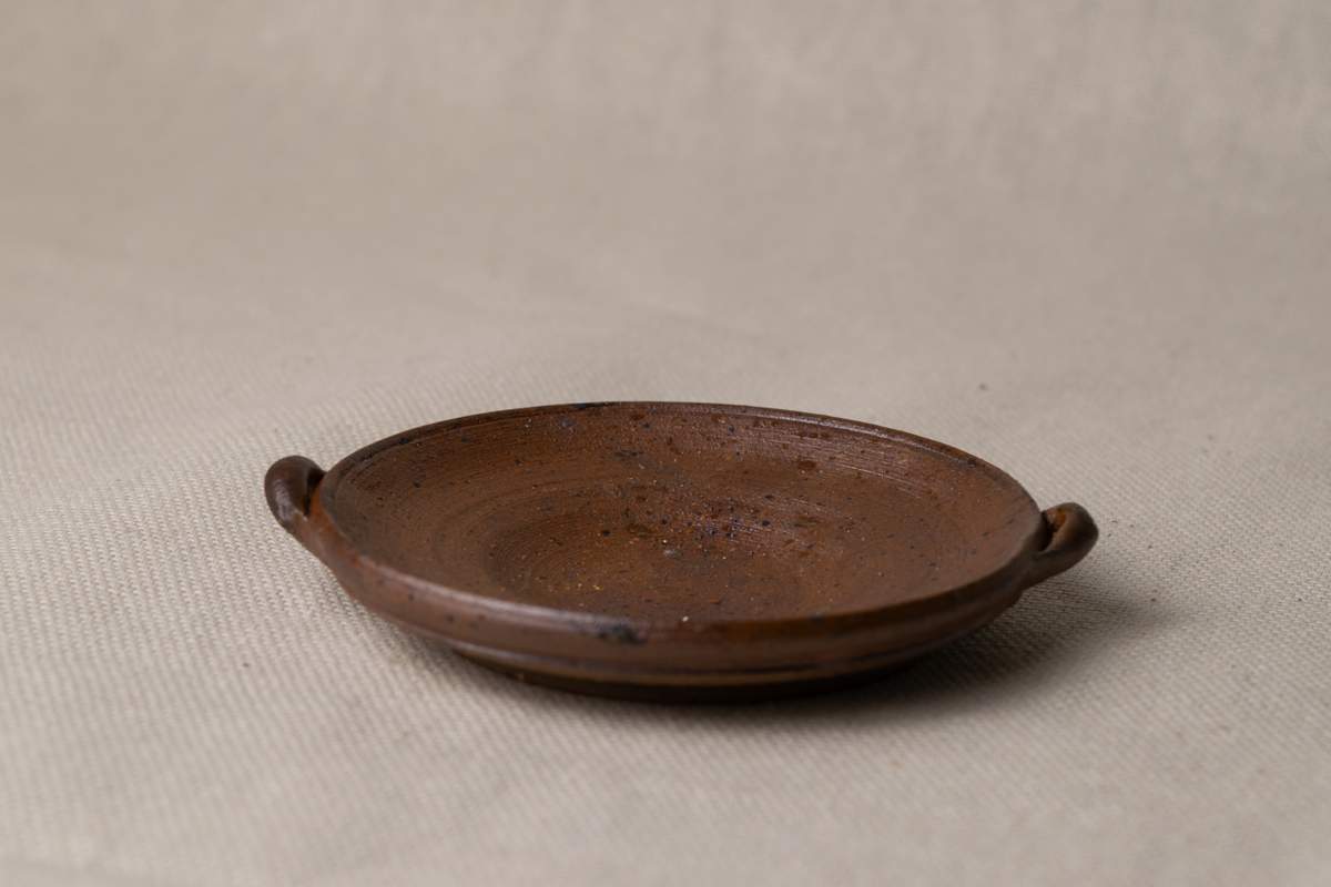 wild pigment vessel by emma estelle chambers 