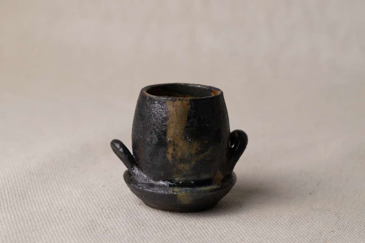 wild pigment vessel by emma estelle chambers 