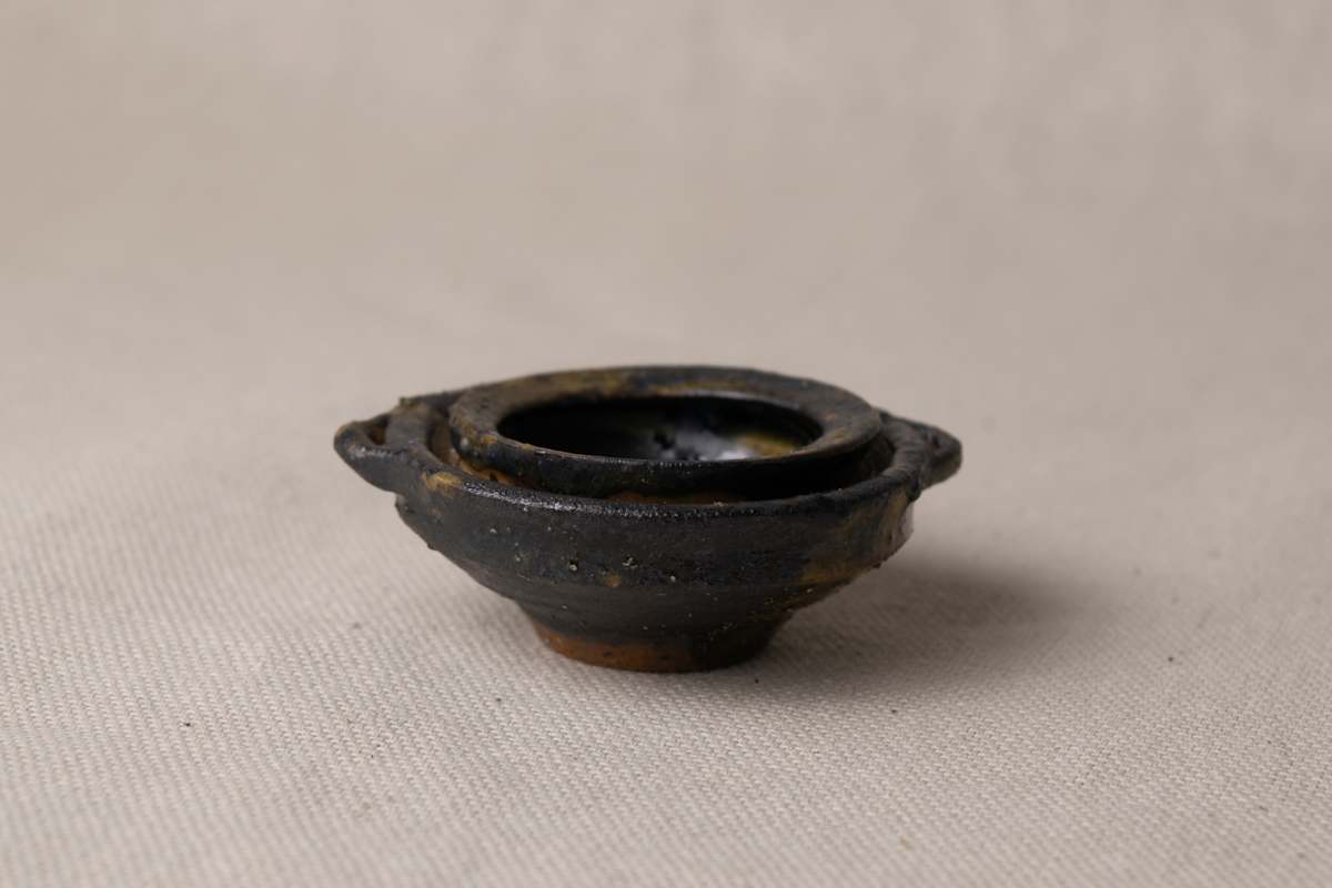 wild pigment vessel by emma estelle chambers 