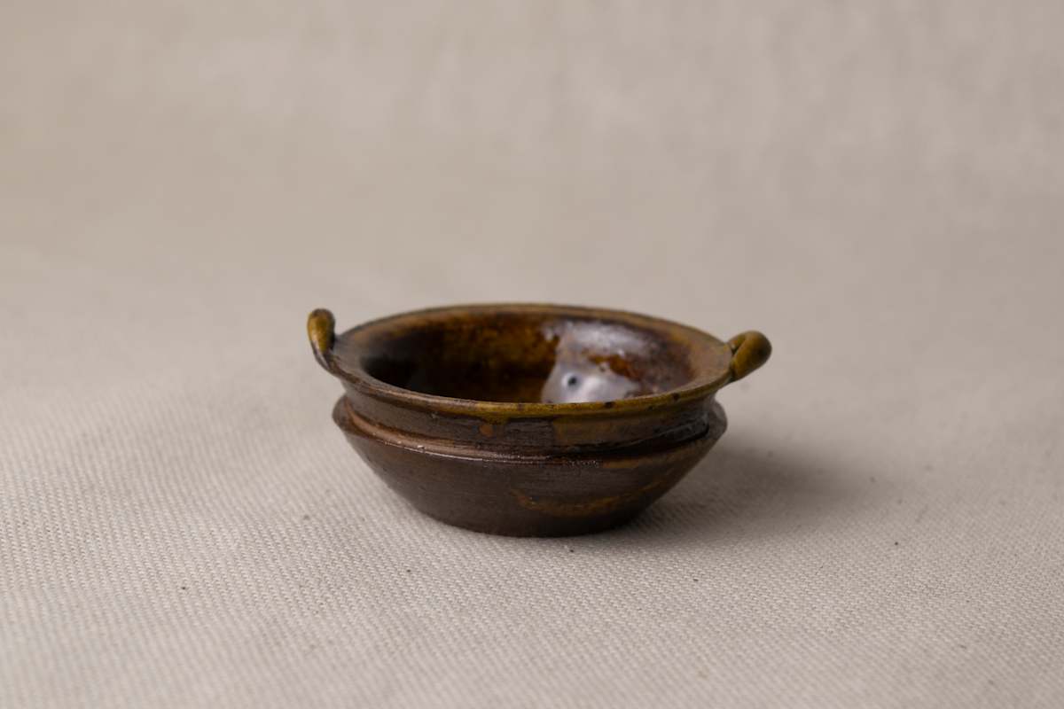 wild pigment vessel by emma estelle chambers 