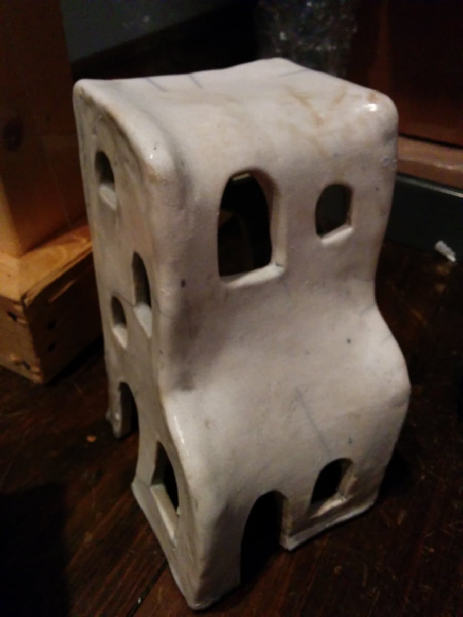 Air (Ceramic City) by Jennifer Tanner 