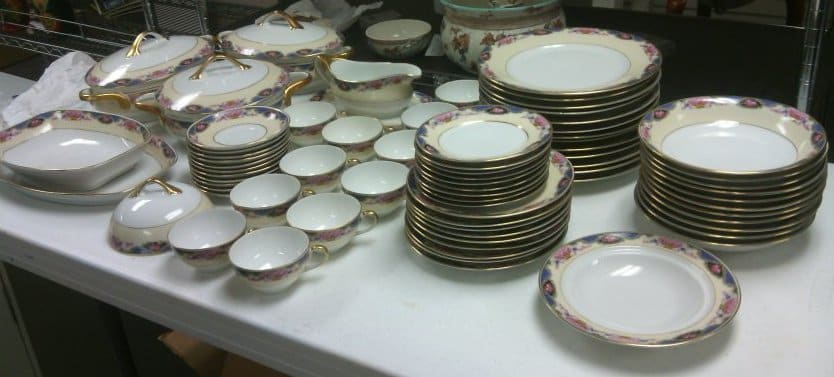 50 piece Dinner Set by Edelstein Bavaria 