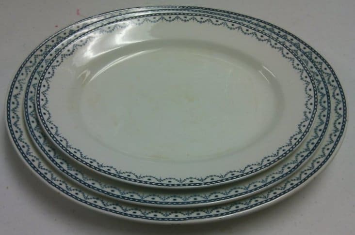 3 Stepped Platters with Royal Vitreous Design 