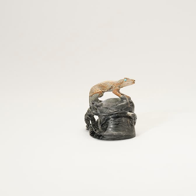 Lizards on Rock by Staley Natewa  Image: Lizards on Rock