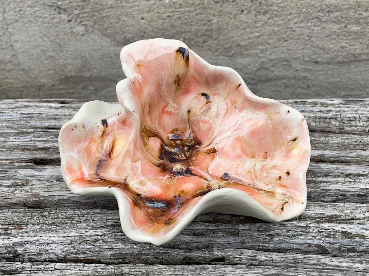 bivalve-esque by Maggie Capettini, Image 2.