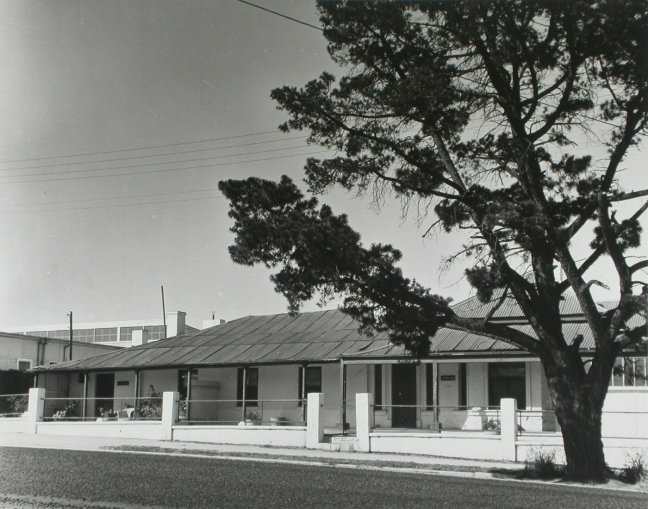 Dr Busby's late residence, Howick Street, Bathurst by Frederick Smith 