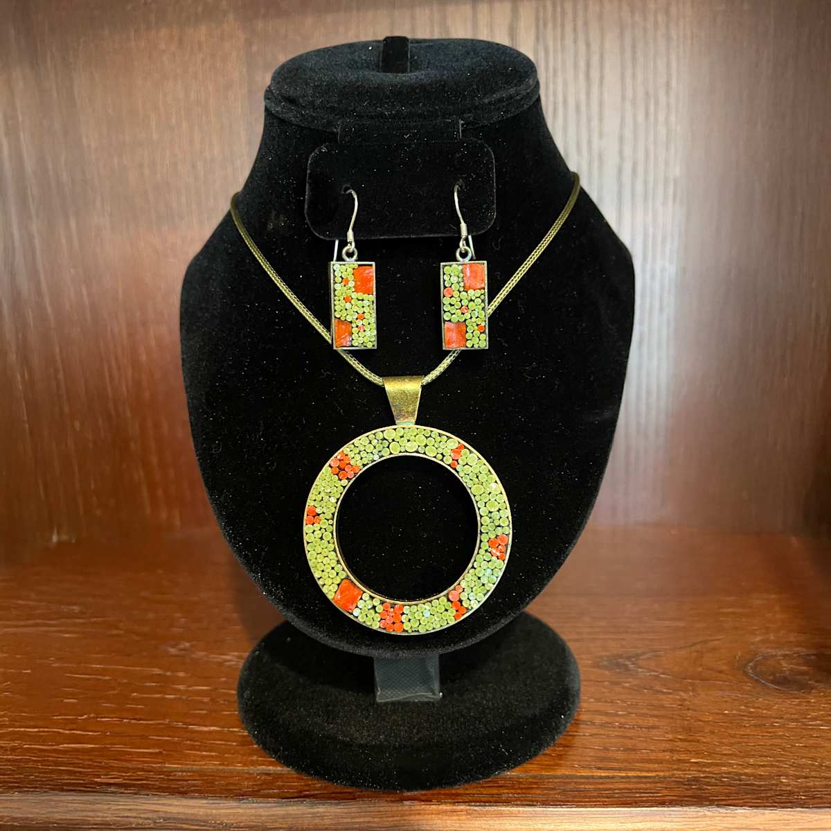 Filati Necklace by Felicity Sentance  Image: Filati Necklace by Felicity Sentance