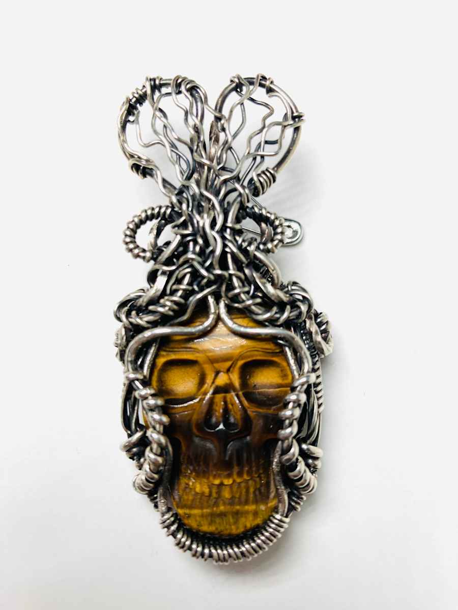 Series Legacy Skulls "Atlas" by Felicia Espinoza 