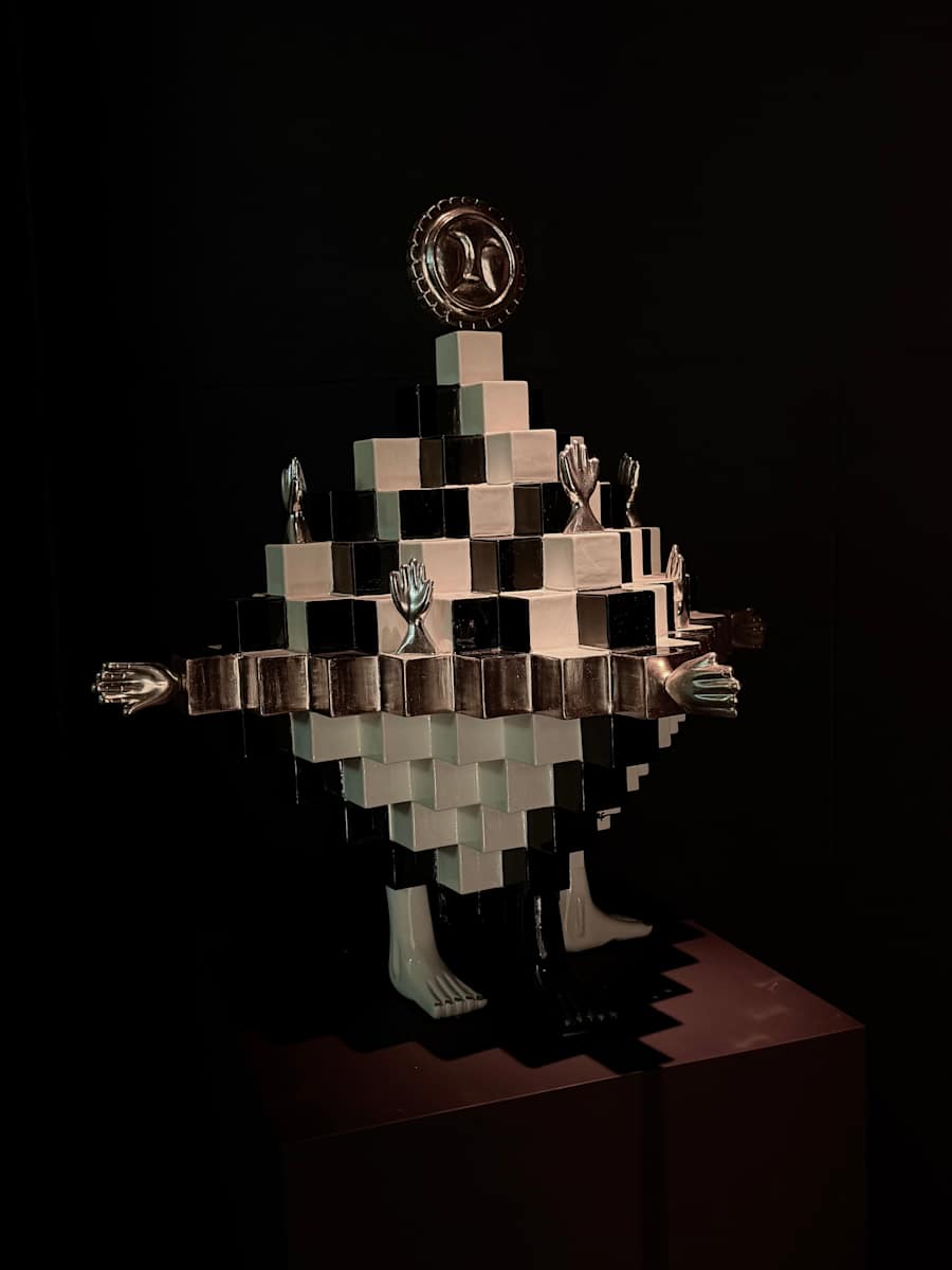 Piedra Filosofal Solar by Pedro Friedeberg, Image 2.
