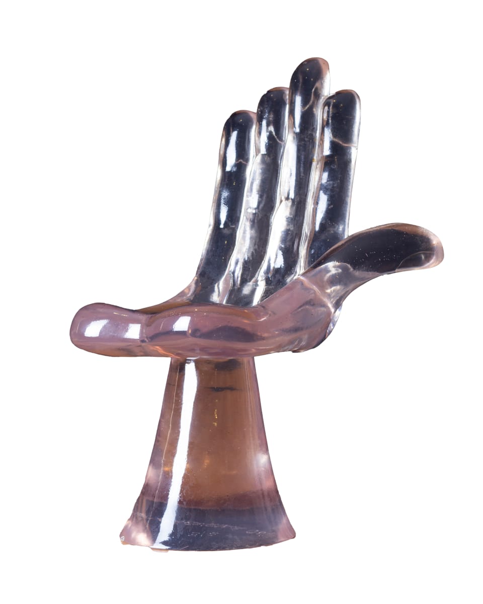 MANO SILLA (TRANSPARENTE) by Pedro Friedeberg 