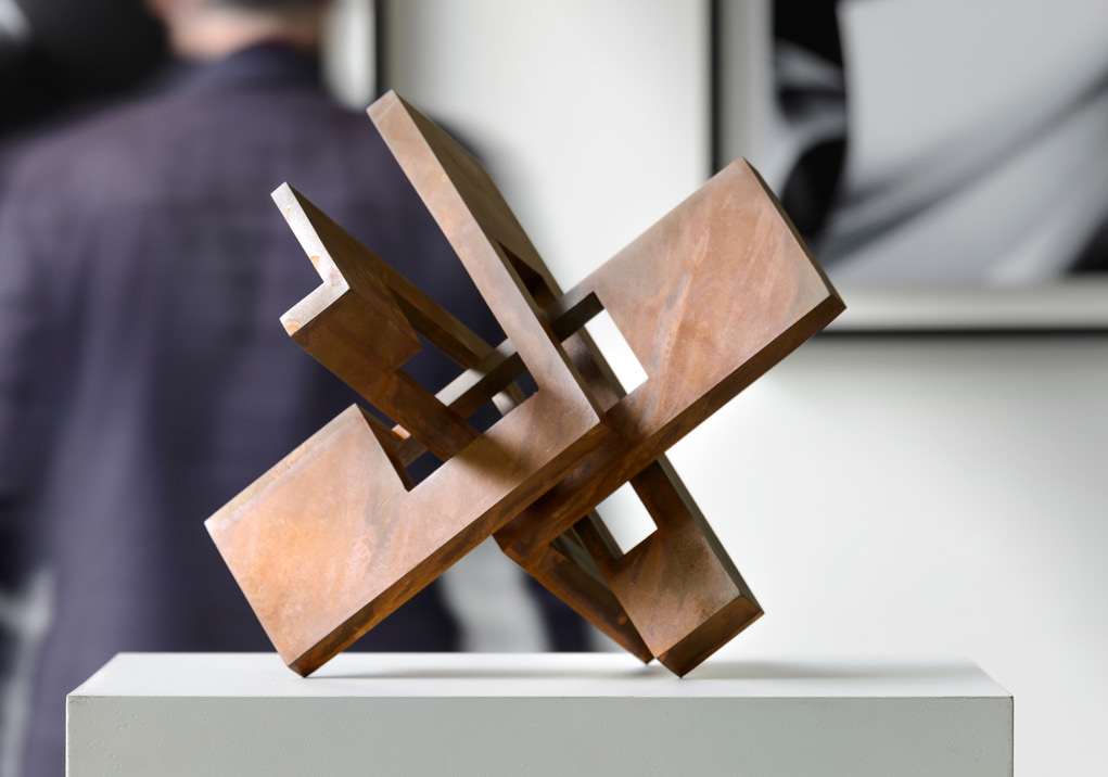 Cabeza 316 H 30 by Arturo Berned 
