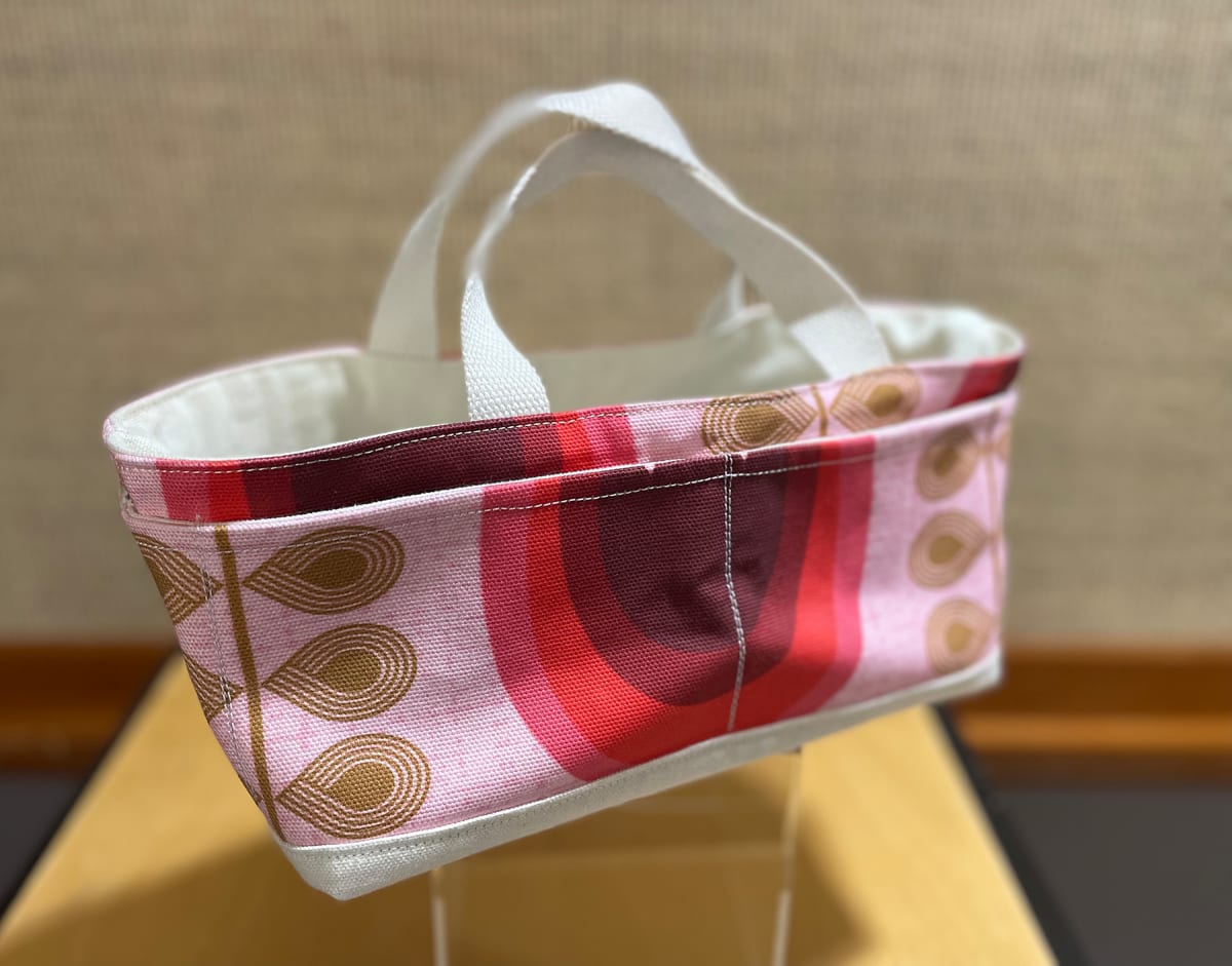 60s in Pink – Carpenter's Tote by Julie Brabbs 