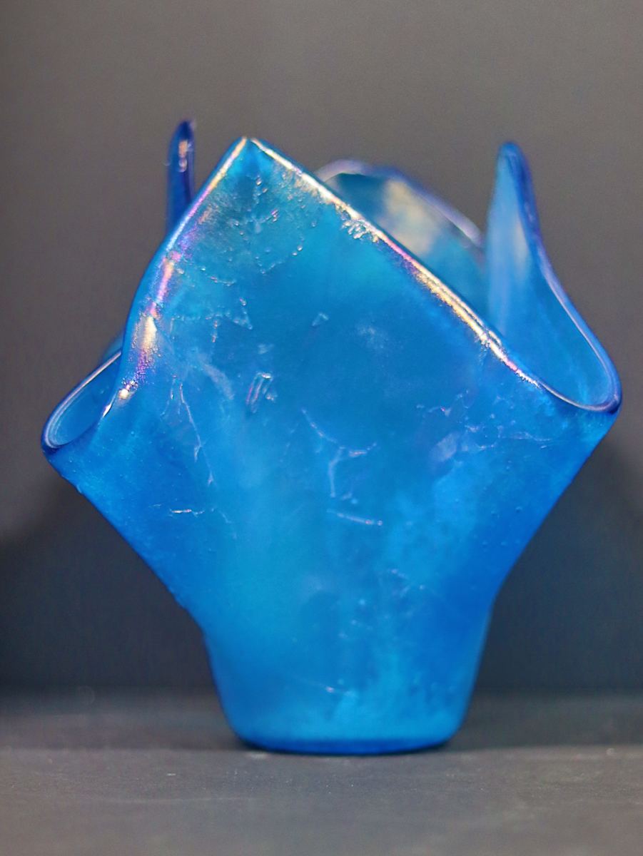 Northern Lights by Jay Laxton  Image: iridescent clear with transparent turquoise  