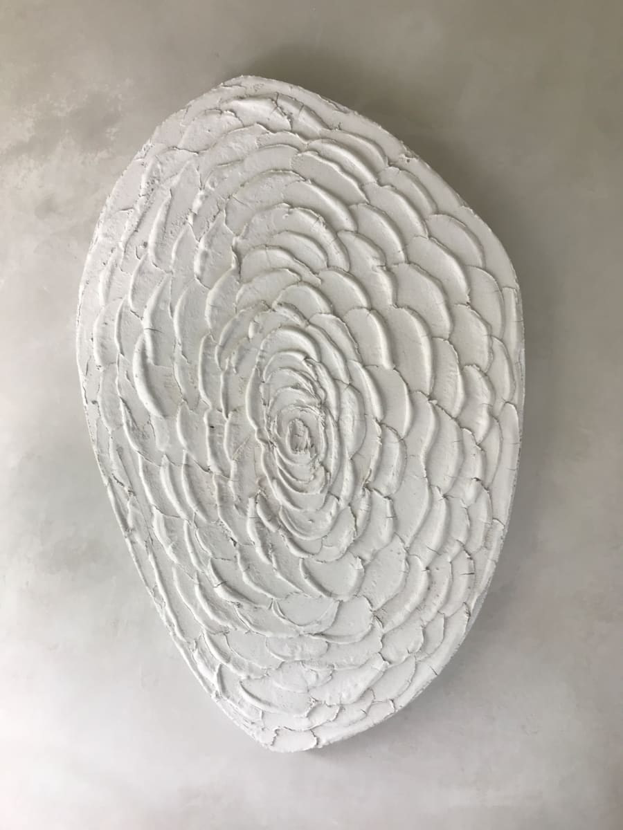EE White by iLia Fresco 