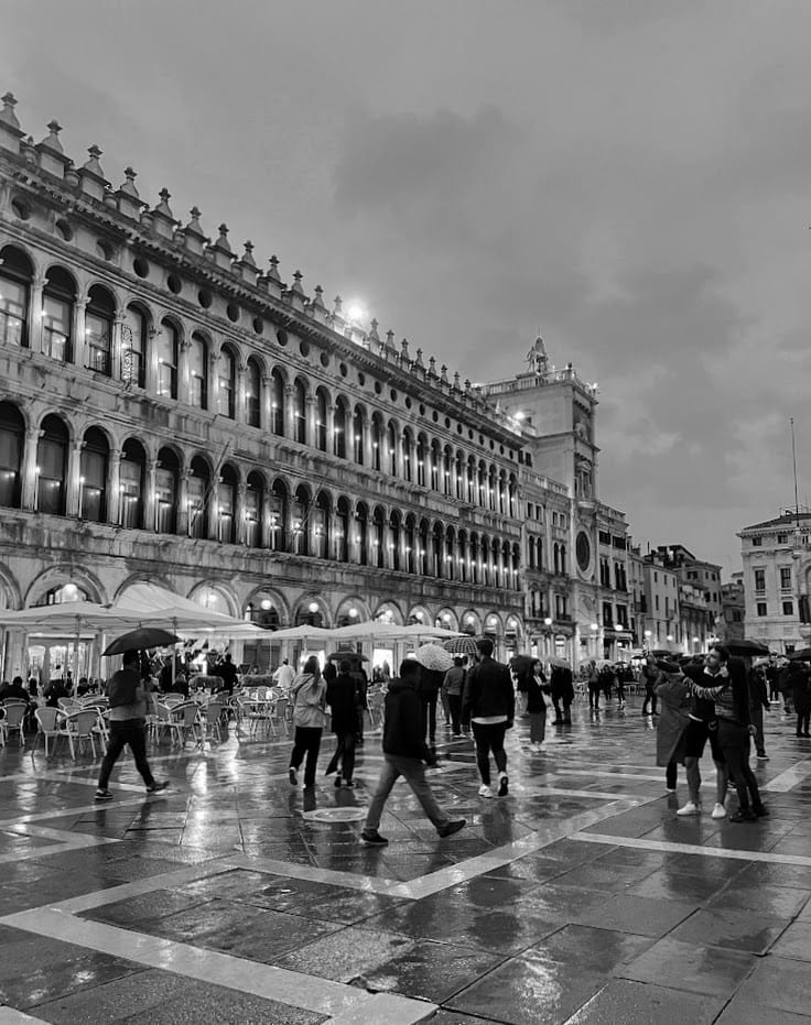 Piazza in The Rain by Anat Ambar 