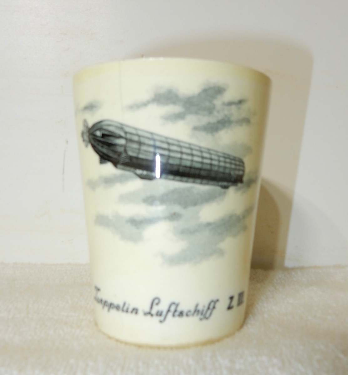 Ceramic Cup Commemorating Zeppelin Luftschiff Z-III  Image: Ceramic Cup With an illustration of the Zeppelin Luftschiff Z-III