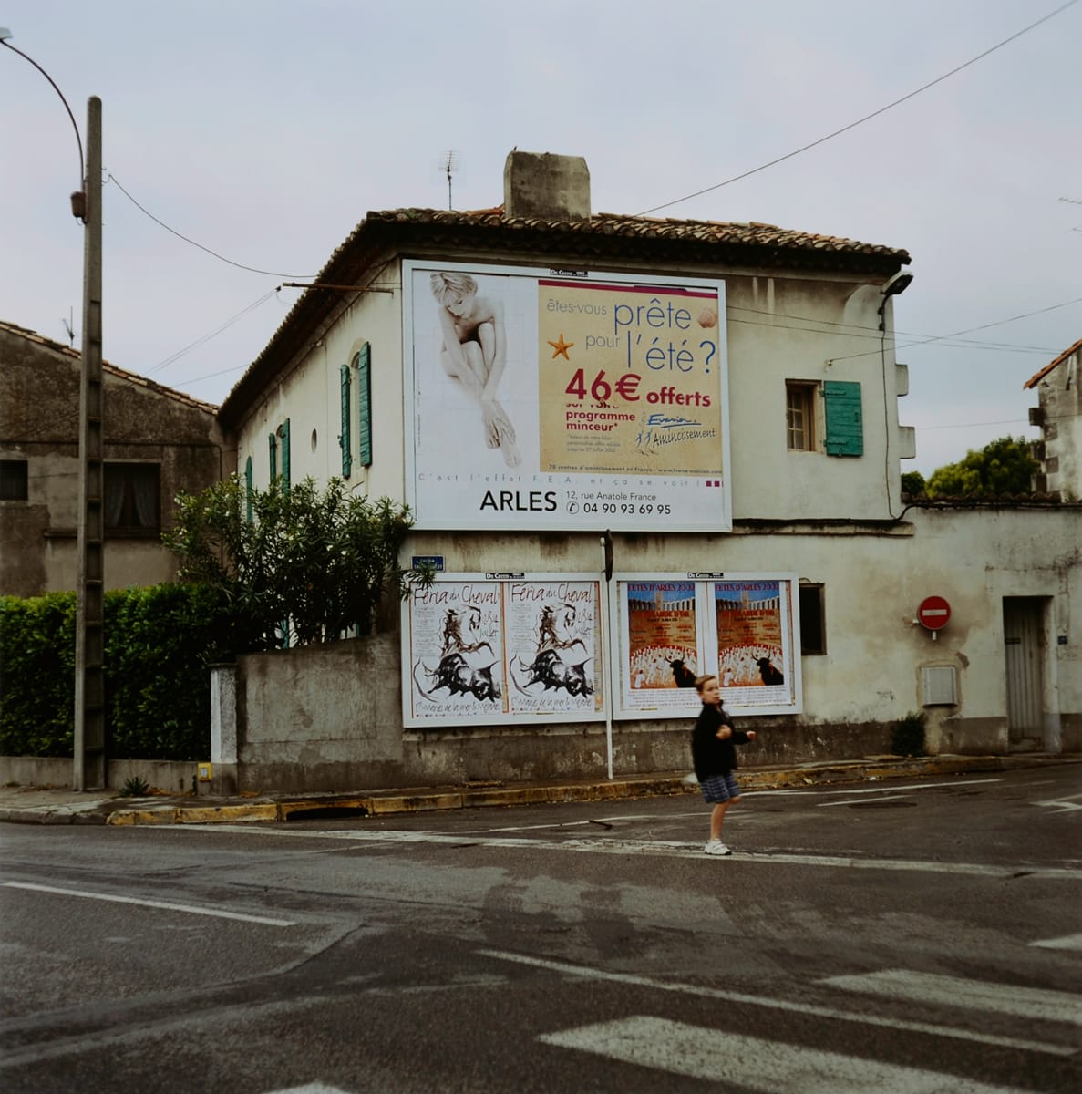 Etés-vous prête pour l'été?, Arles by Hugh Martin  Image: Limited editions available in three sizes