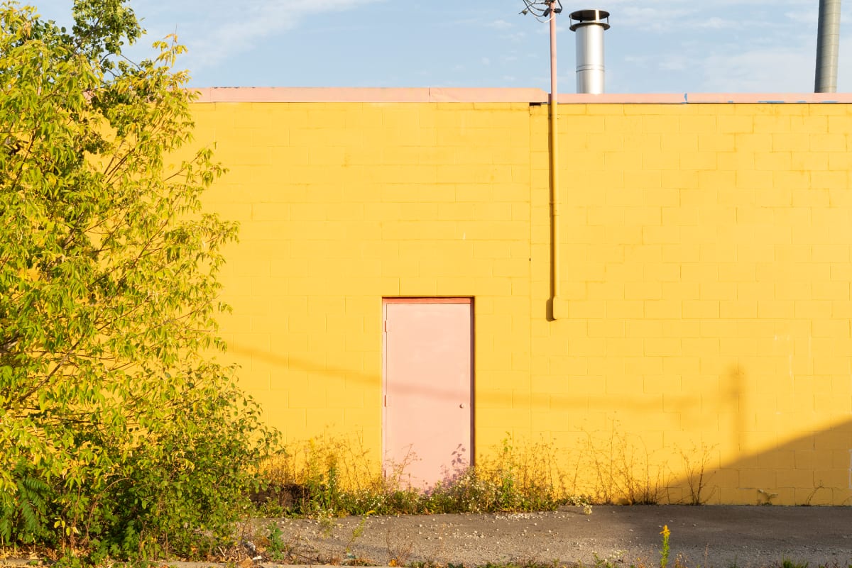 Yellow Wall, Hamilton by Hugh Martin, Image 1.