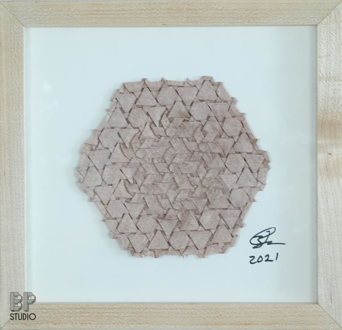 Pink Sawtooth Molecule by Benjamin Parker, Image 1.