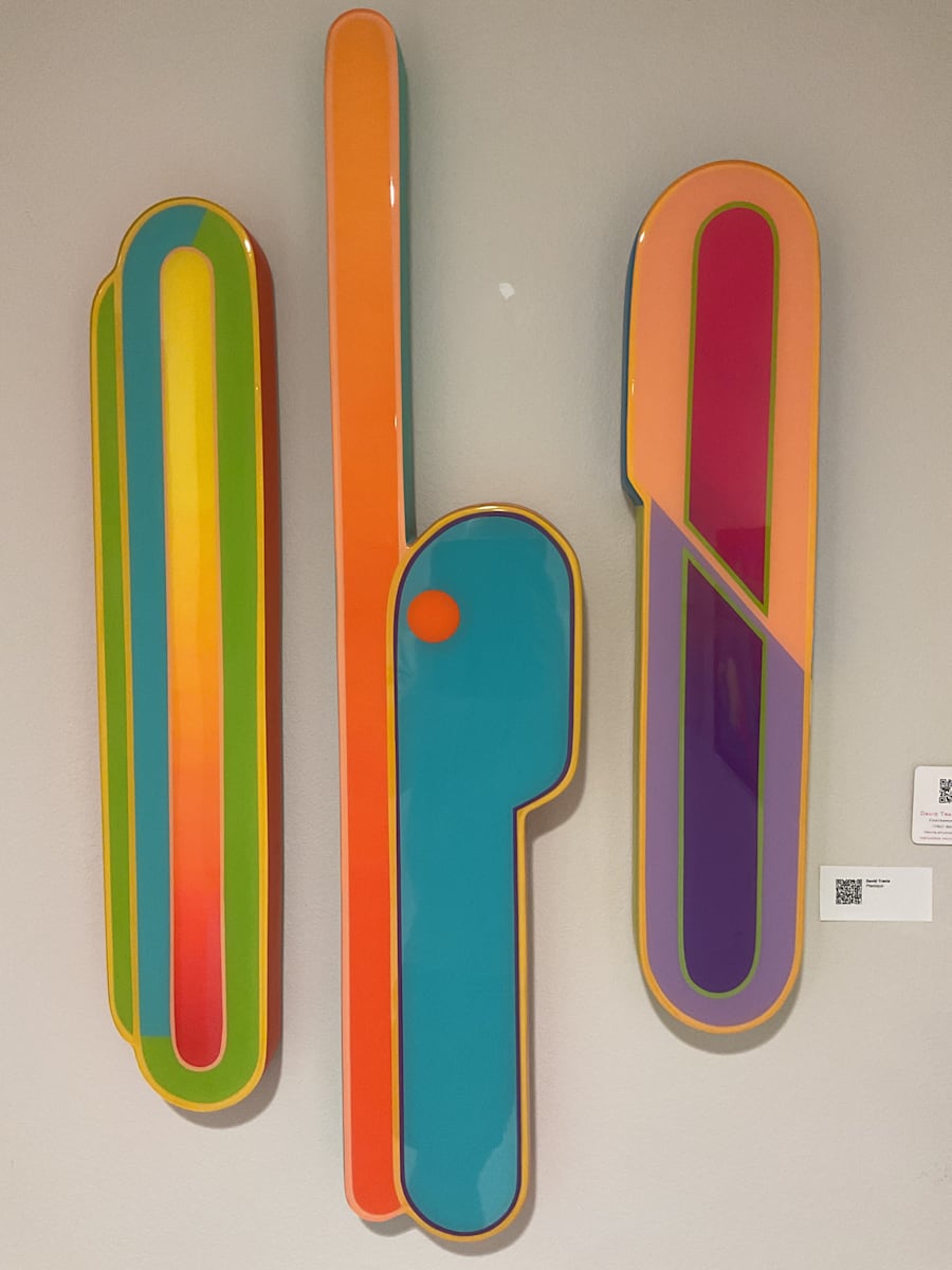 Plastique by David Travis, Image 1.