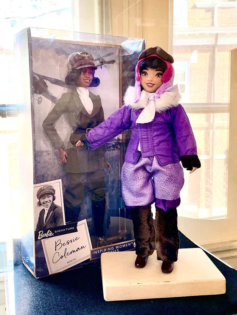 Purple Flying suit by Fleur Spolidor 