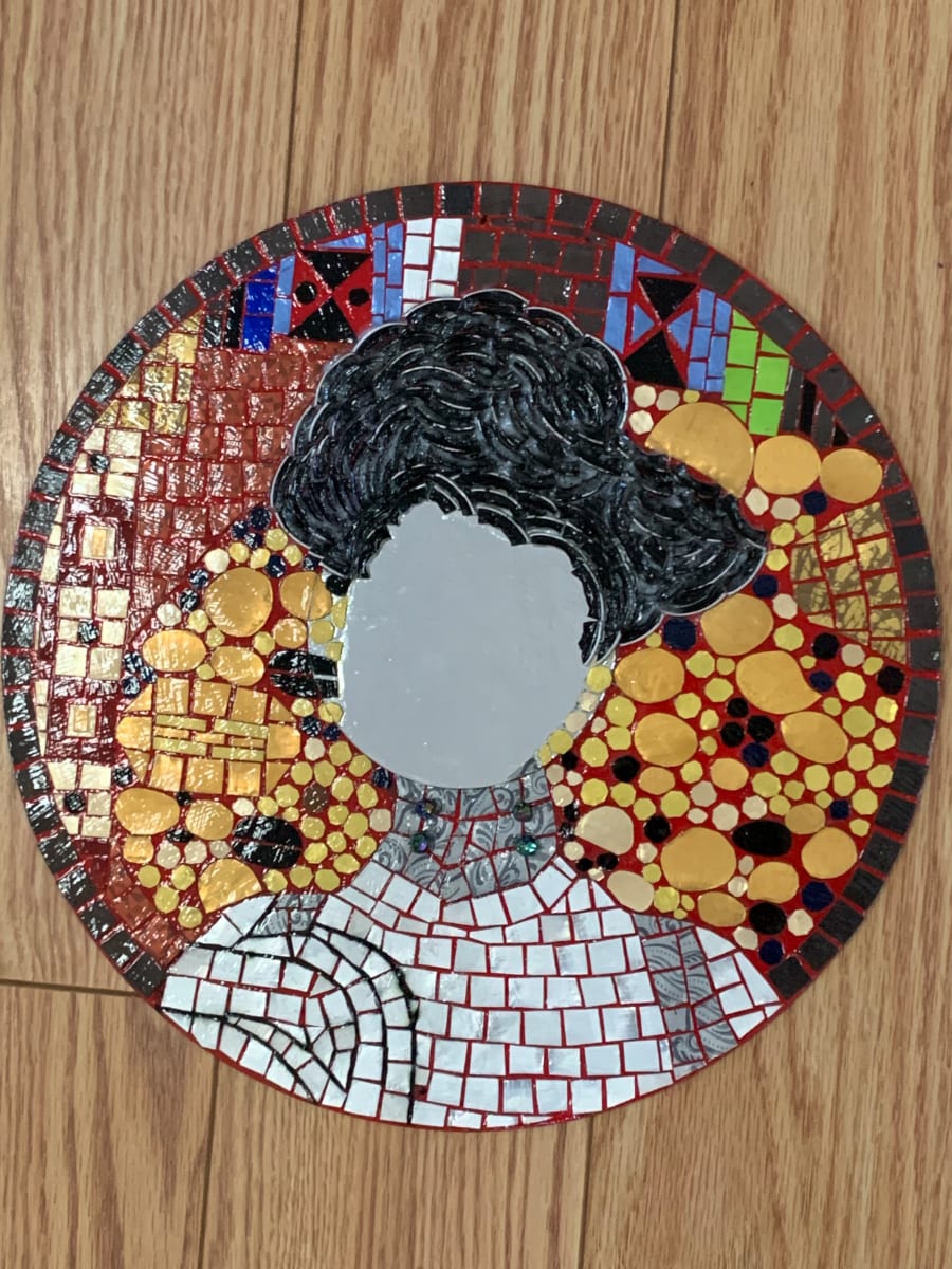 Woman in Gold mirror by Dina Afek  Image: Inspired by Klimt's "Woman in Gold" 