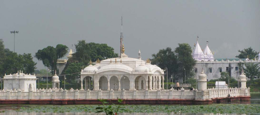 Jal Mandir, current building by Pavapuri, Bihar, India 