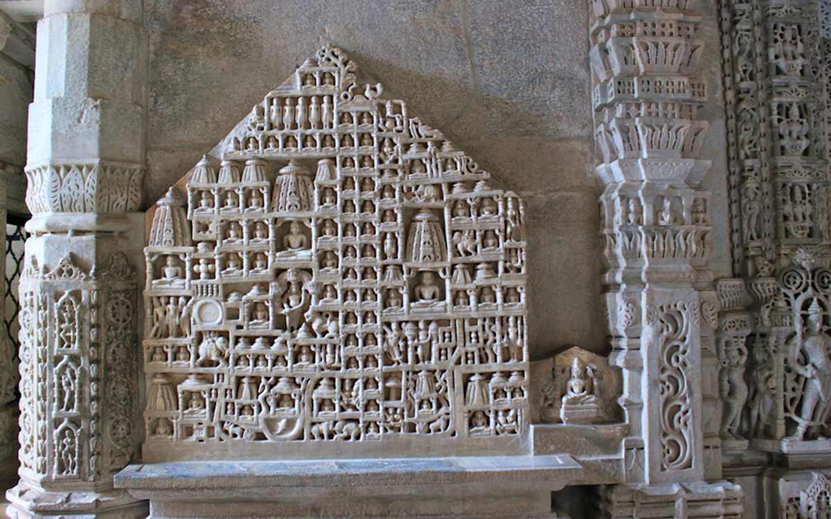 Representation in stone at Ranakpur, of the pilgrimage sites of Mt. Shatrunjaya and Girnar by Subsidiary shrine, Chaturmukha Adinatha Temple, Ranakpur, Rajasthan 
