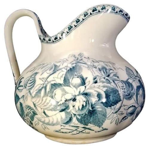 Unnamed (Hazelnuts) by Doulton & Co. 