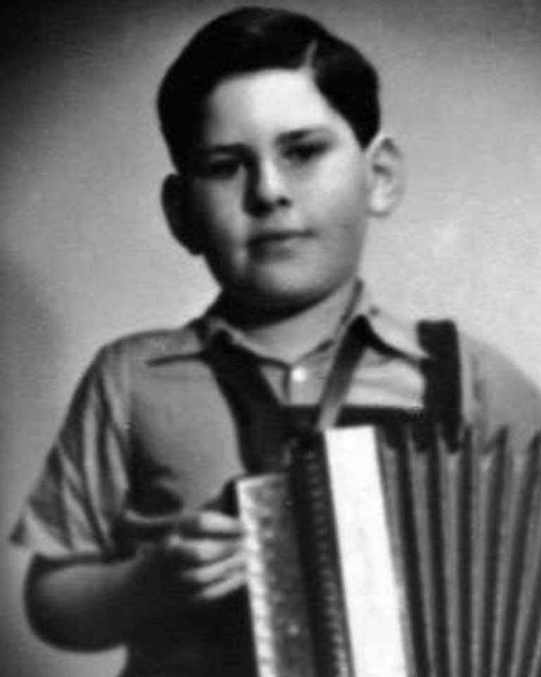 Pavel Weiner, Image 2.