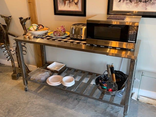 Portable Serving Bar by Dick Bixler 