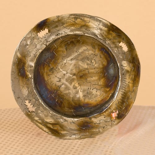 Round Swirl Plate by Dick Bixler 