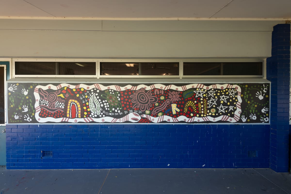 Mullewa Art with the Stars Mural 1 by Mullewa Shooting Stars, Rodelle Battle, Rebecca Councillor 