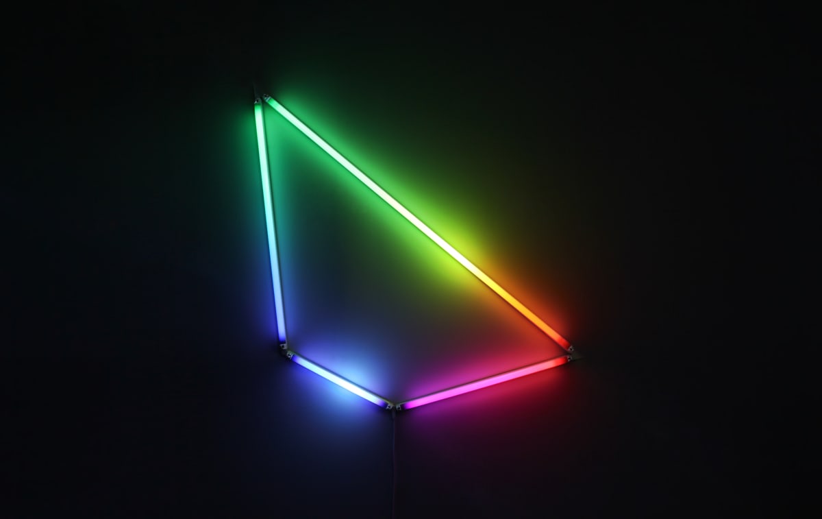 Standard Observer (Looking Glass) by James Clar 