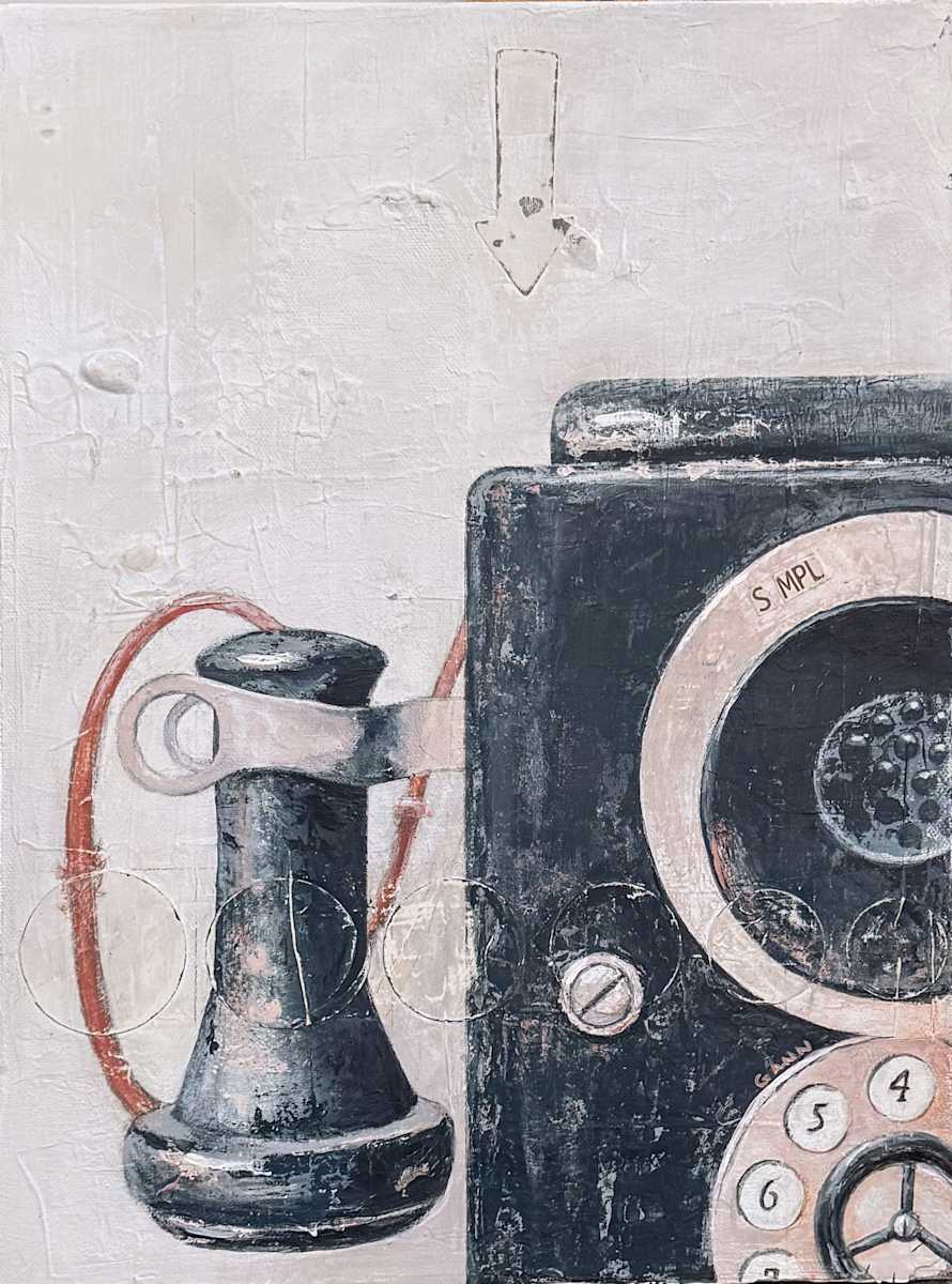 Simple Hello by Gretchen Bidic, Image 1.