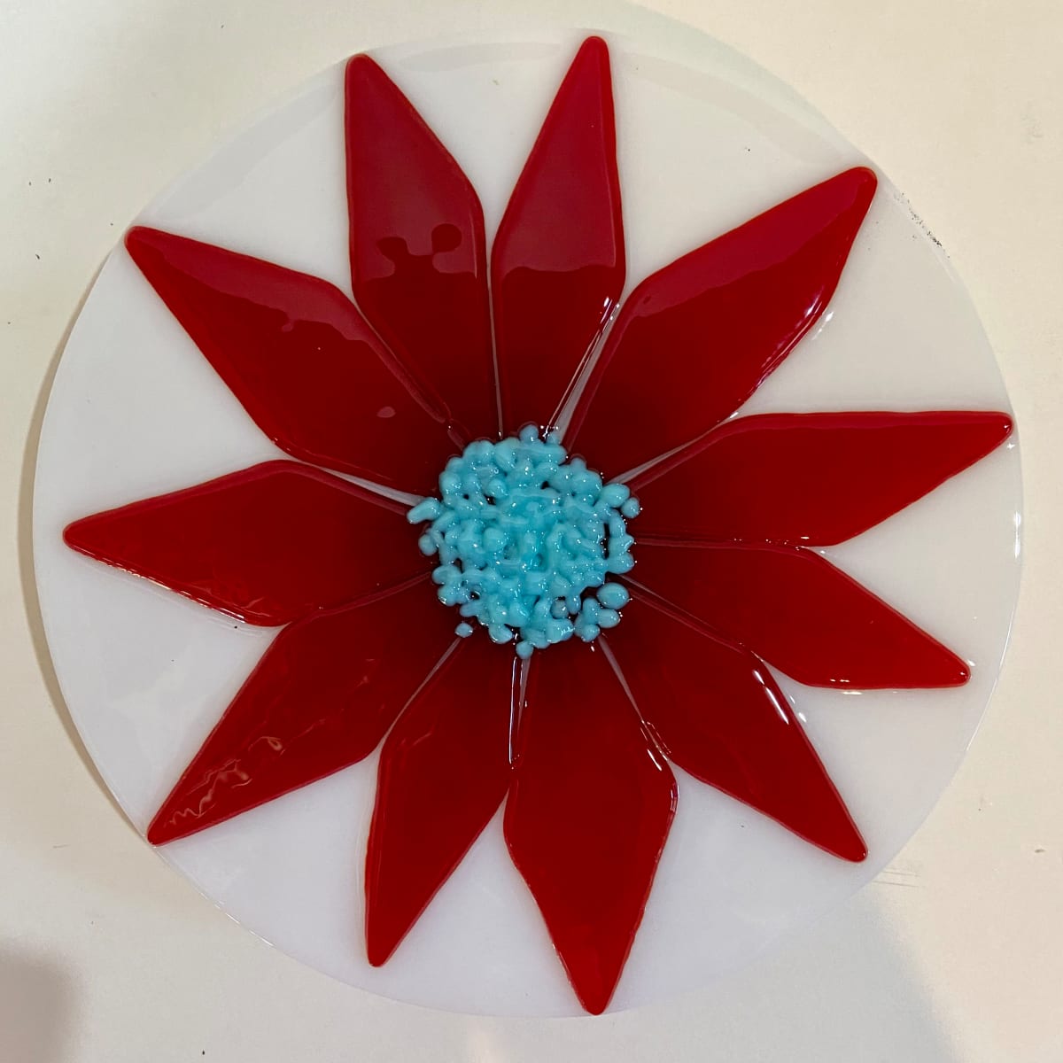 Garden Stake - Flower (red blue center) 