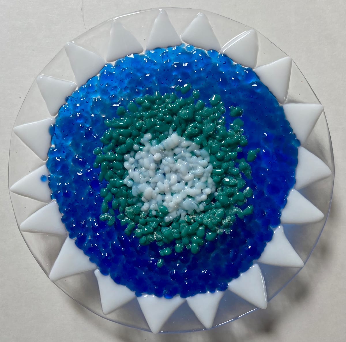 Garden Stake - Flower (clr w/white cobalt jade white center), Image 1.