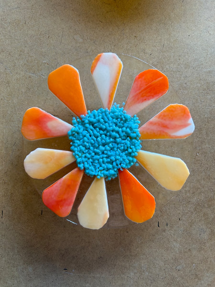 Garden Stake - Flower (on clr, org/wh w/turq cntr) by Cindy Cherrington, Image 2.