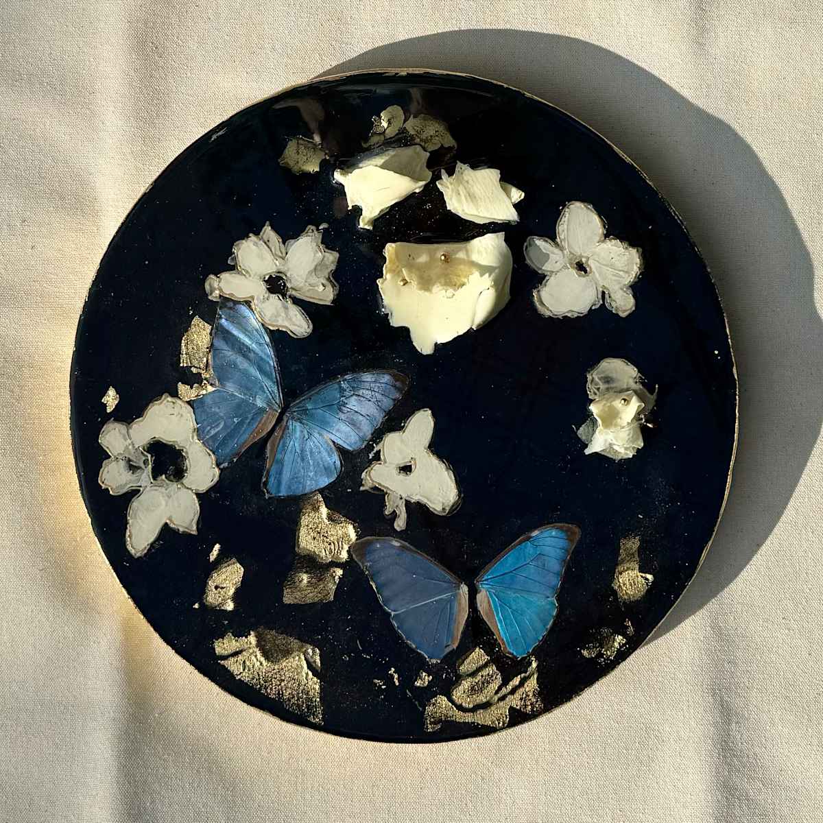 Kiss Goodnight by Lucy Peveto, Image 1.