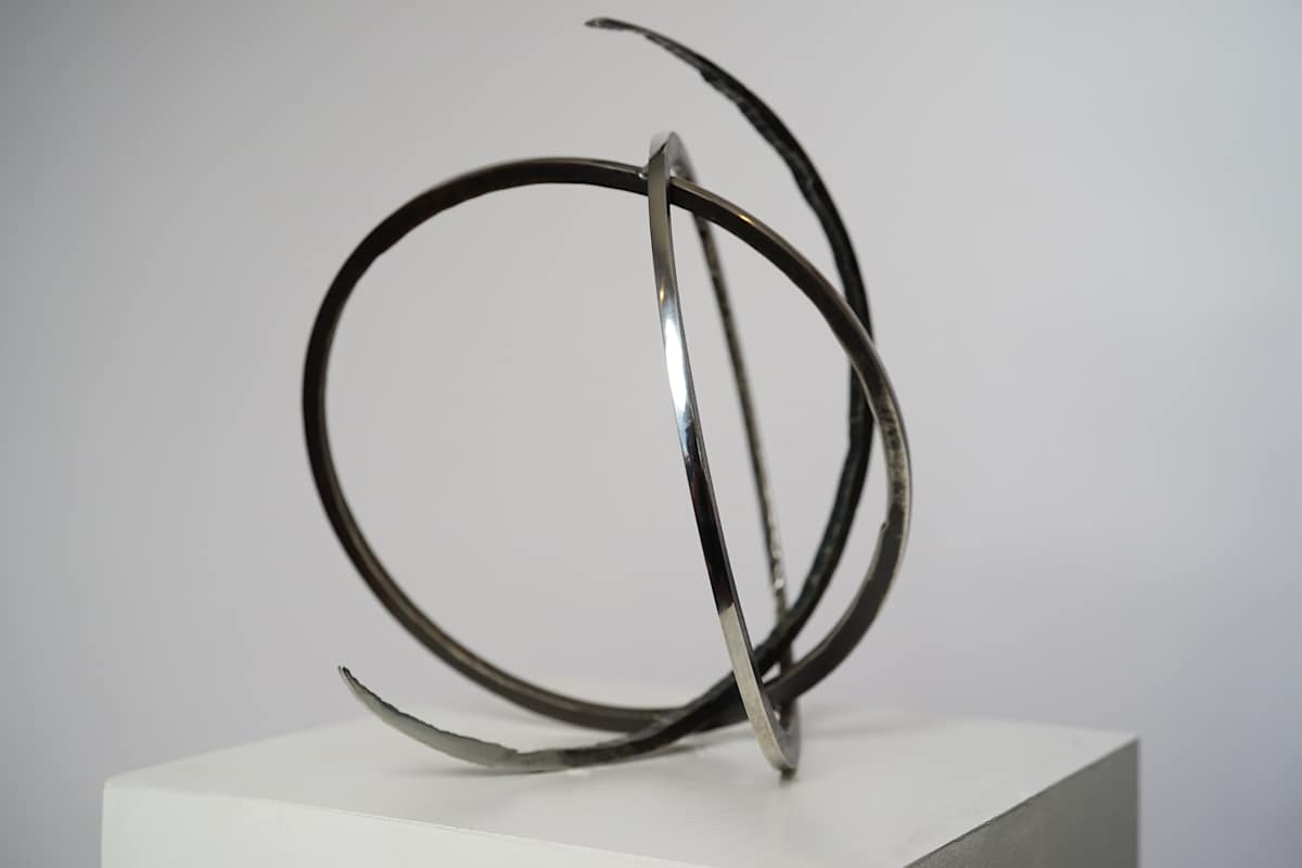 Vestige by john henley, Image 1.