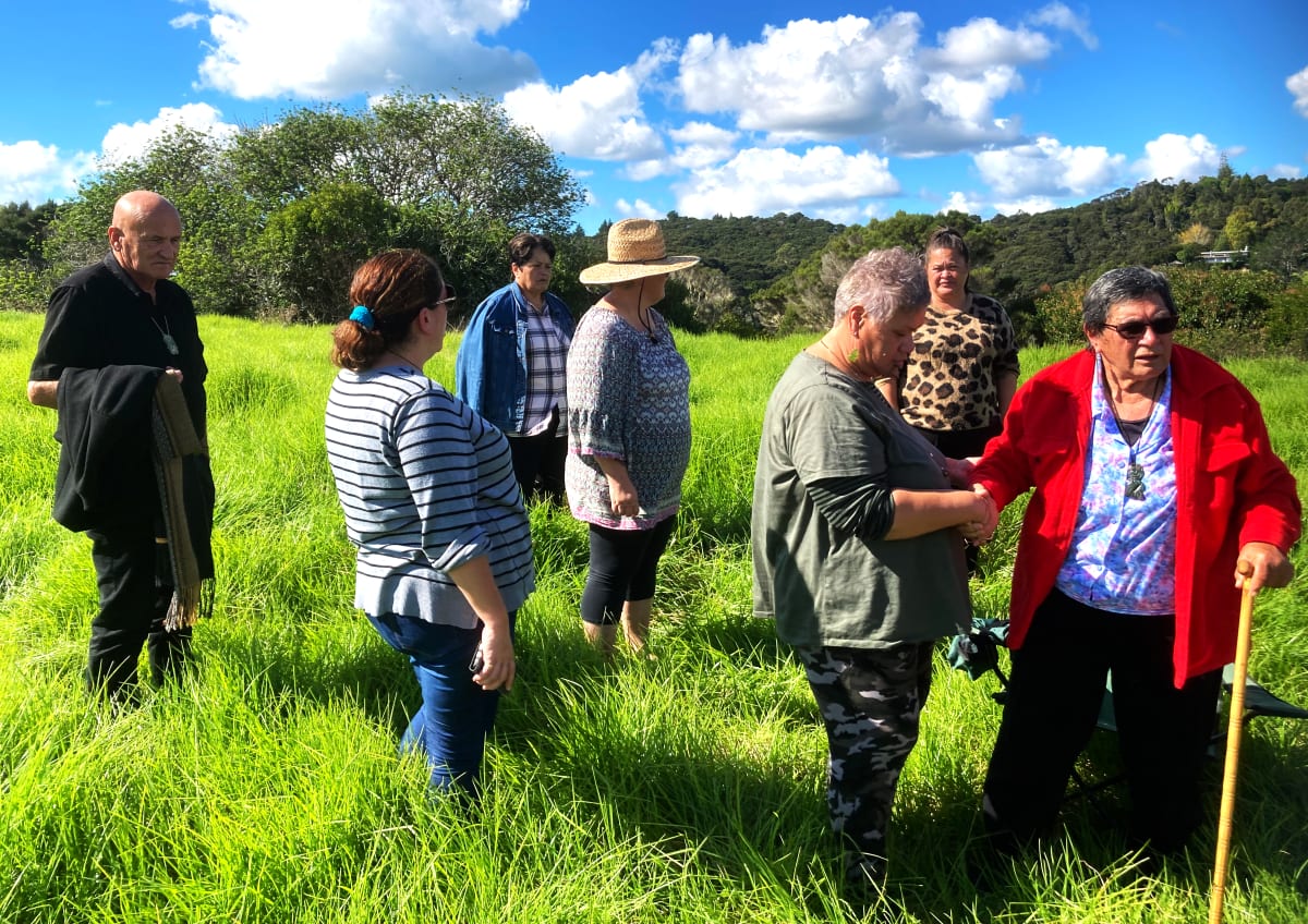 Ngāti Manu whānaunga, mā runga i te rae o Taumarere, ko Ōtūihu te pā o Whetoi Pomare II, poupoutanga o te rā , 30 April 2021 by Dr  Rangihiroa Panoho  Image: Ngā Manu roopu atop Ōtūihu 30 April 2021. 'Kaua e wareware te hara o Ōtuihu'. 176 years to the day since the British bombed and burnt down the village, storage buildings and looted the wealth of Ngāti Manu. Pōmare II and his daughter were kdnapped by the British Navy and taken prisoner on suspicion of treason, 30 April 1845   