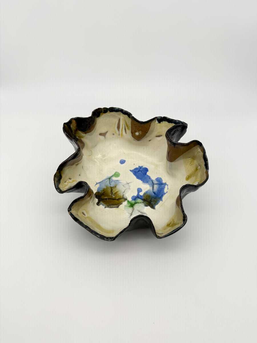 Bowl by Rumiko "Rumi"  Tsuda Estate, Image 1.