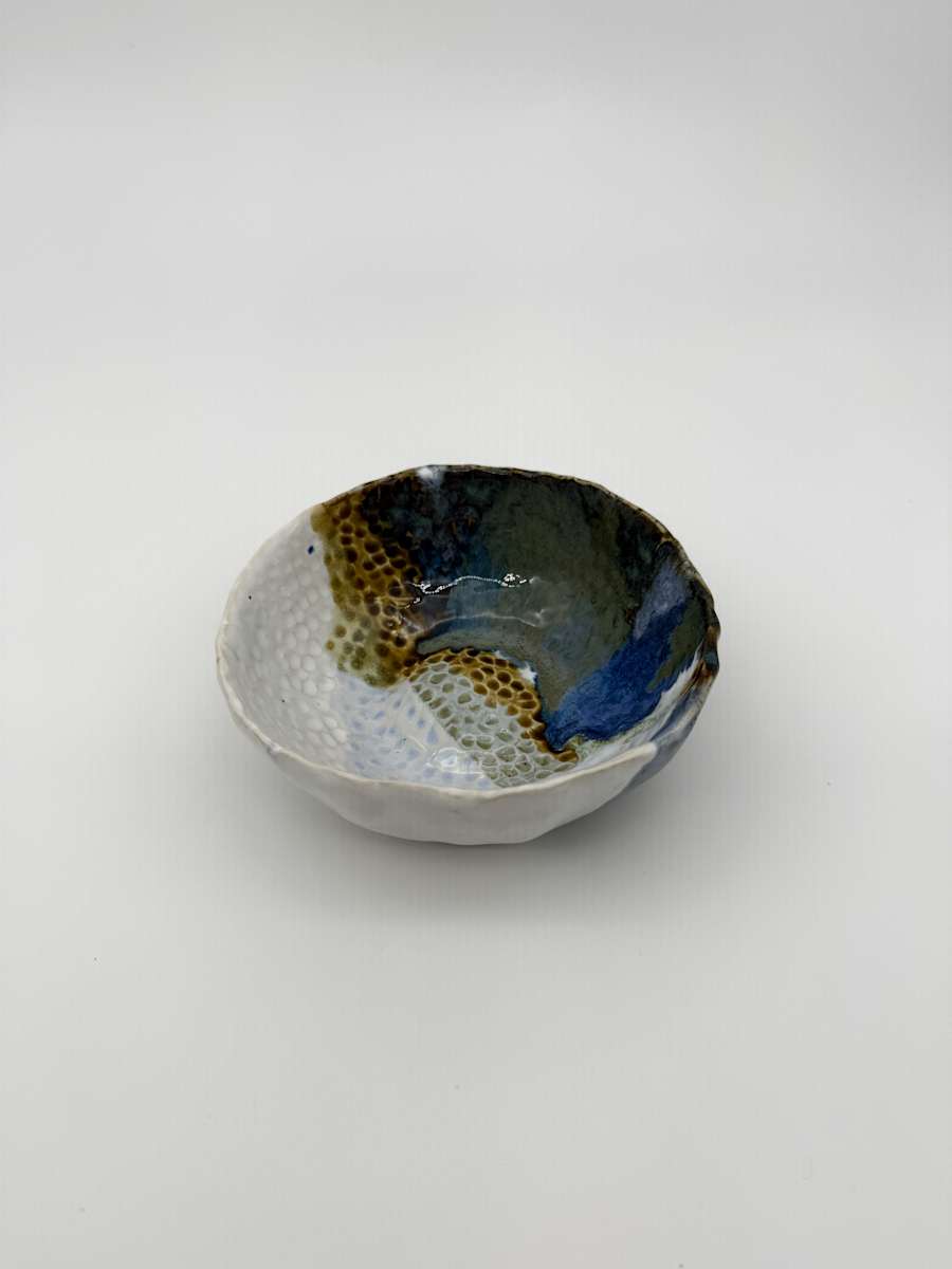 Bowl by Rumiko "Rumi"  Tsuda Estate, Image 2.